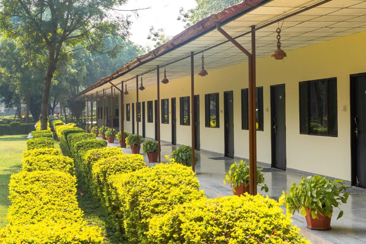 Narmada Hills Resort Omkareshwar Exterior foto